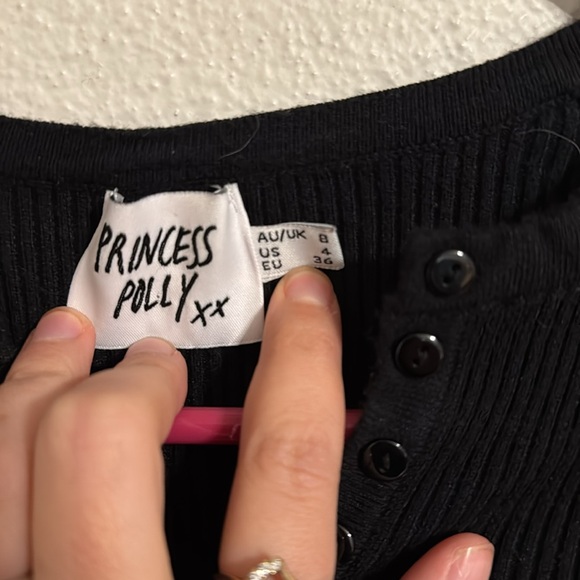 Princess Polly cropped LS - Picture 2 of 3